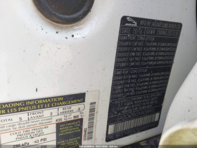 2017 JAGUAR F-PACE SADCL2BV2HA094403 Photo 8