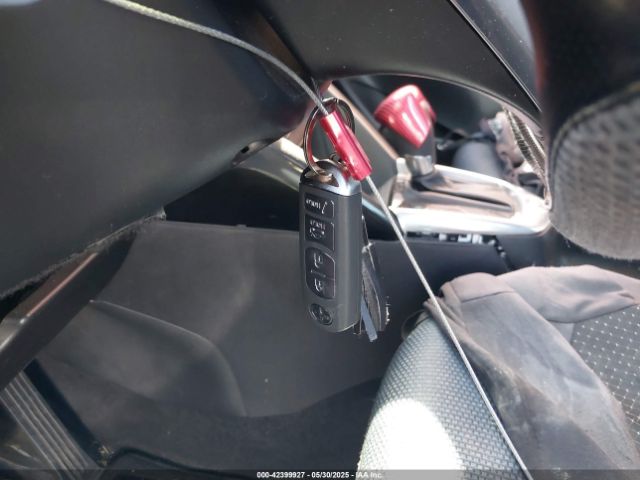 3MYDLBZVXGY140979 Scion p5v