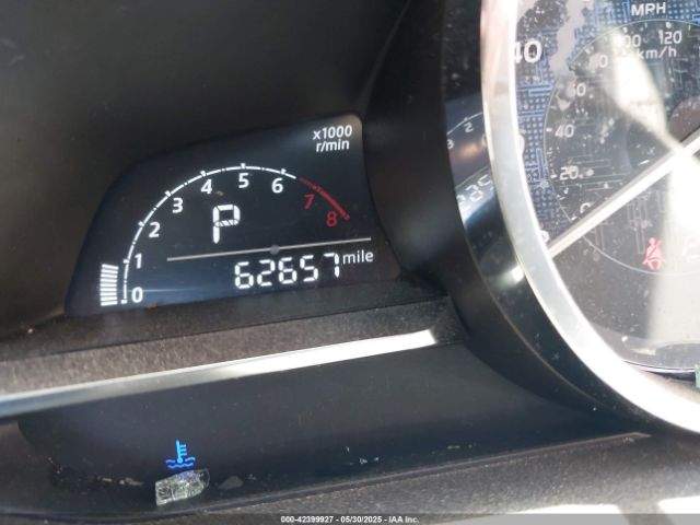 3MYDLBZVXGY140979 Scion p5v