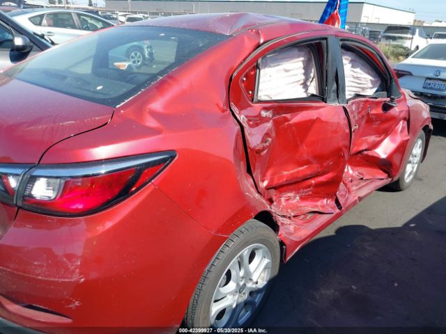 3MYDLBZVXGY140979 Scion p5v