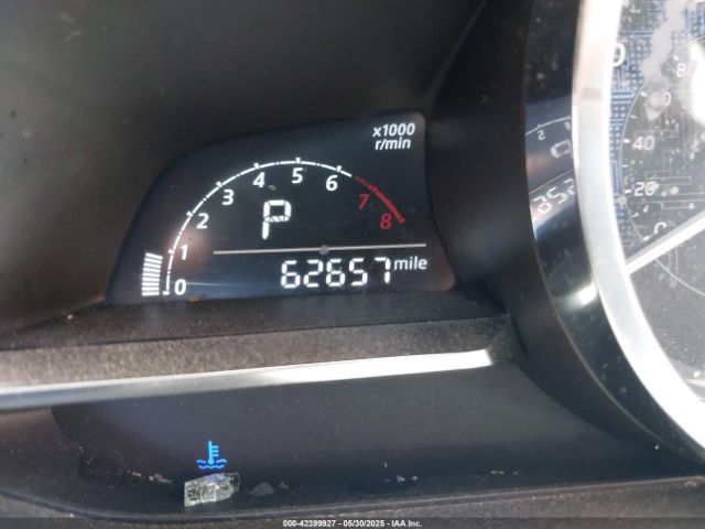 3MYDLBZVXGY140979 Scion p5v