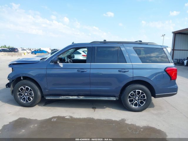 1FMJU1JT9NEA34564 Ford Expedition Xlt