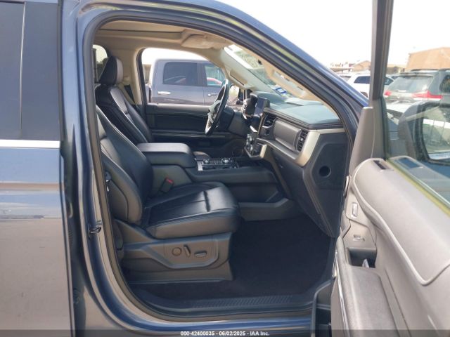 1FMJU1JT9NEA34564 Ford Expedition Xlt