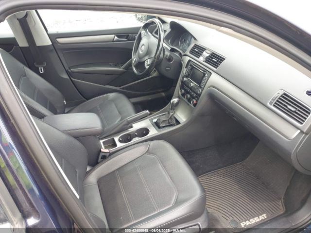 1VWBN7A33EC085317 Volkswagen Passat 2.0l Tdi Se