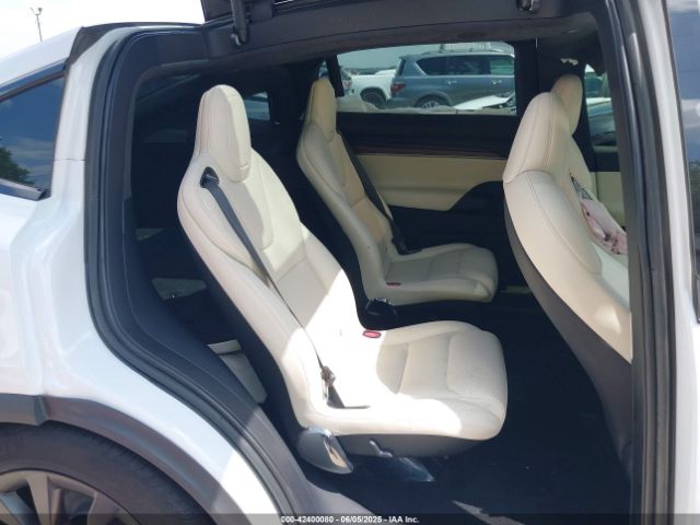 2023 TESLA MODEL X 7SAXCBE57PF421329 Photo 7