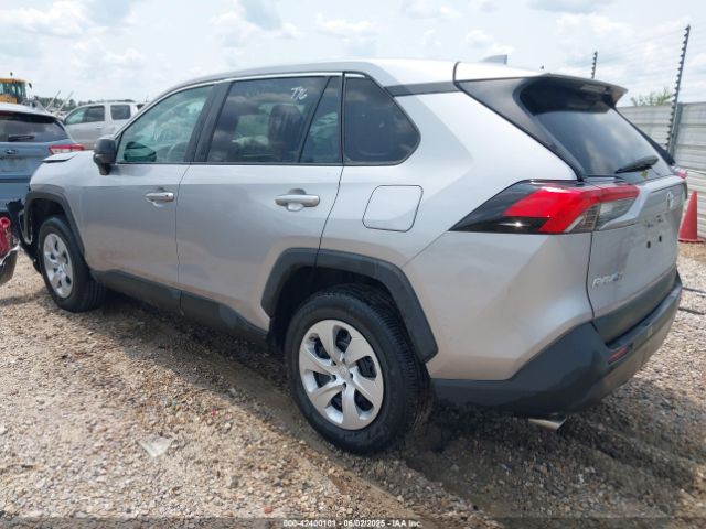 2T3F1RFV1RC458901 Toyota RAV4 LE