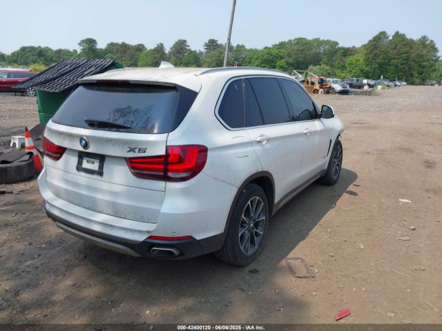 2018 BMW X5 5UXKR0C52JL076310 Photo 3