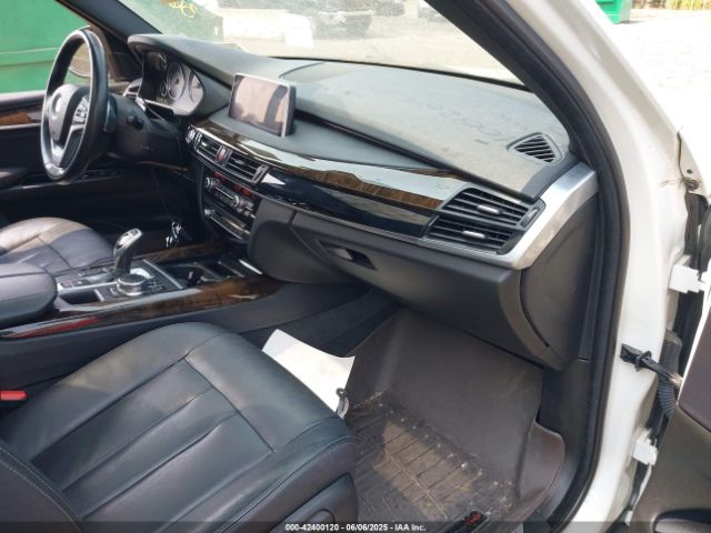 2018 BMW X5 5UXKR0C52JL076310 Photo 4