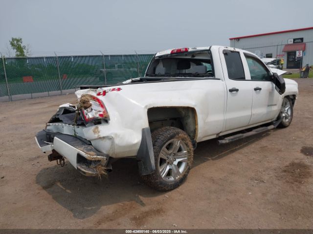 1GCVKPEC8JZ221757 Chevrolet Silverado 1500 Custom