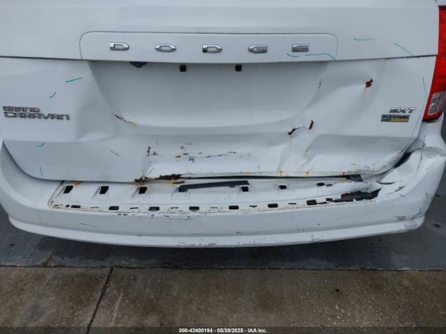 2C4RDGCG8ER181911 Dodge Grand Caravan Sxt