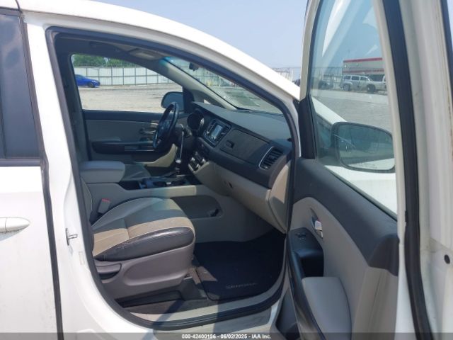 KNDMB5C17H6313424 KIA SEDONA LX