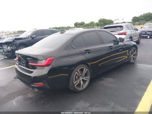 2022 BMW 330I 3MW5R1J04N8C43708 Photo 3