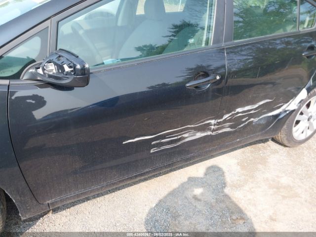 3KPFL4A76HE009647 KIA FORTE LX