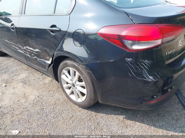 3KPFL4A76HE009647 KIA FORTE LX