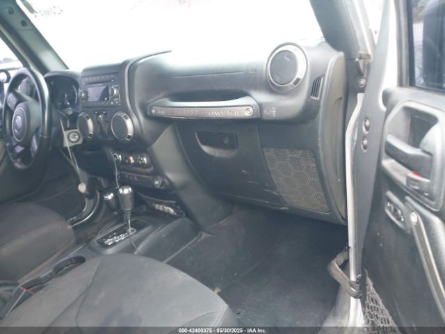 1C4AJWAG5HL612799 Jeep Wrangler Sport 4x4