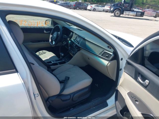 5XXGT4L3XGG009882 KIA Optima Lx