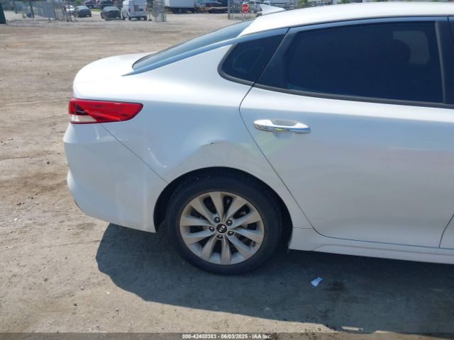 5XXGT4L3XGG009882 KIA Optima Lx