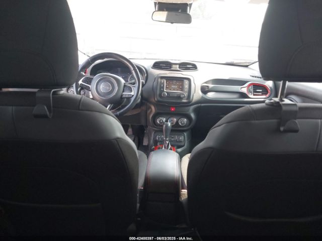 ZACCJBCT3GPD17271 Jeep Renegade Trailhawk