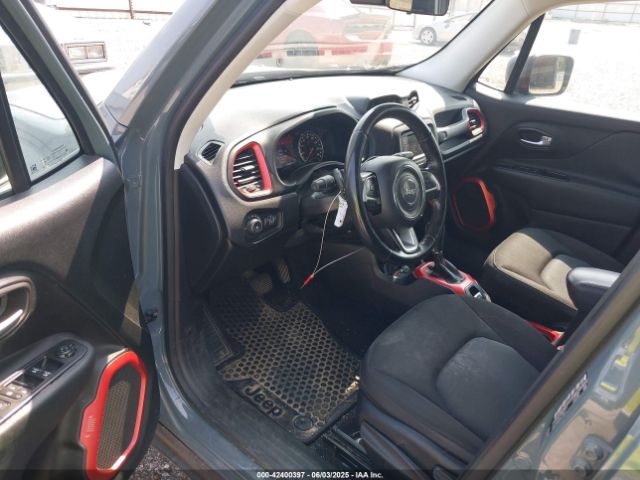 ZACCJBCT3GPD17271 Jeep Renegade Trailhawk
