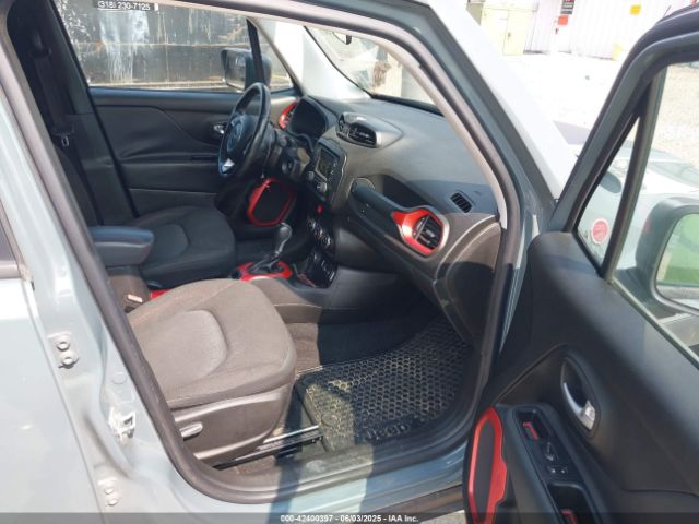 ZACCJBCT3GPD17271 Jeep Renegade Trailhawk