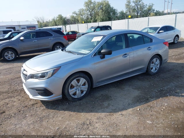 Subaru u5 2018 4S3BNAA66J3045494 Image 2