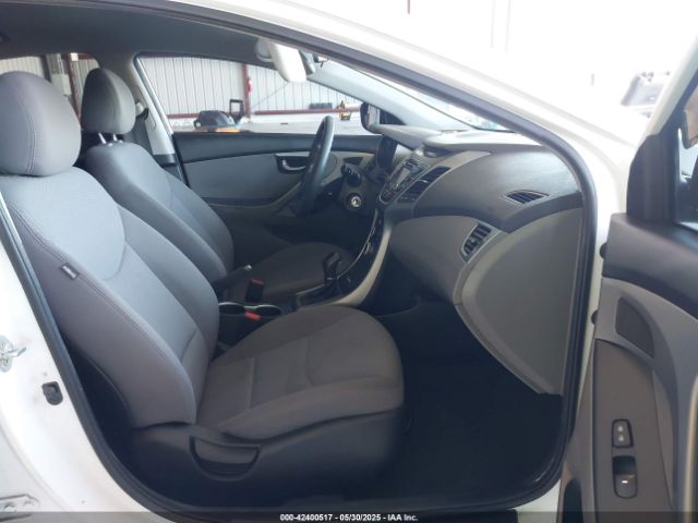 5NPDH4AE2EH470309 Hyundai ELANTRA SE