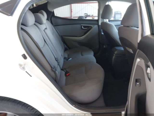 5NPDH4AE2EH470309 Hyundai ELANTRA SE