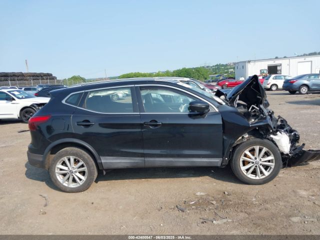 JN1BJ1CRXKW626325 Nissan Rogue Sport Sv