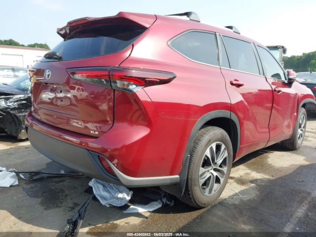 2024 TOYOTA HIGHLANDER 5TDKDRAHXRS548099 Photo 3
