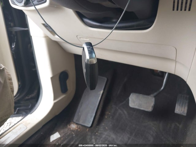 5LMCJ2C91GUJ08302 Lincoln 2016