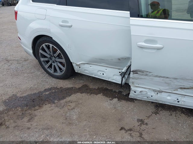 2018 AUDI Q7 WA1LHAF73JD031666 Photo 5