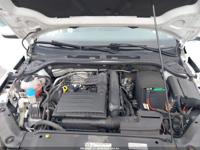 Volkswagen 1.4 tsi 2017 3VWDB7AJ7HM265077 Image 10