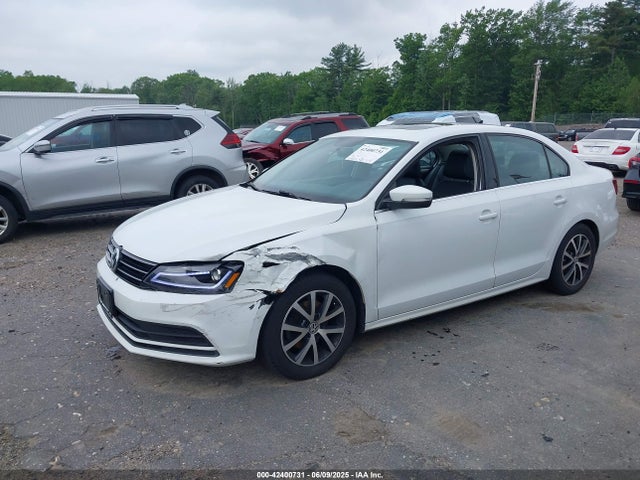 Volkswagen 1.4 tsi 2017 3VWDB7AJ7HM265077 Image 2