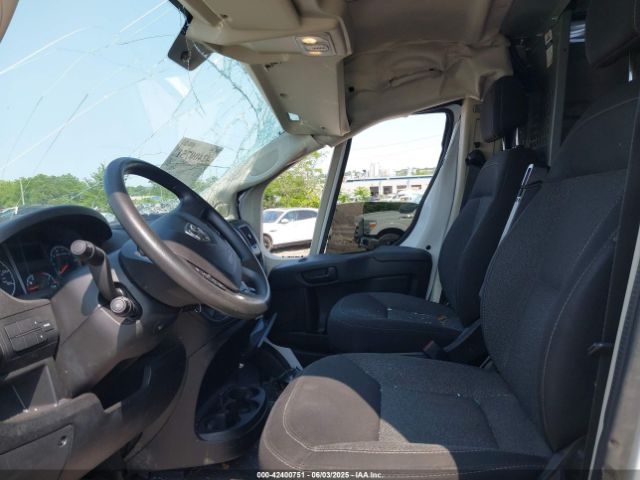 3C6TRVDGXJE152939 RAM Promaster 2500 High Roof 159 Wb