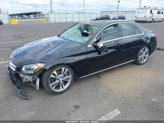 WDDWF4JB6HR233815 Mercedes-Benz C-Class