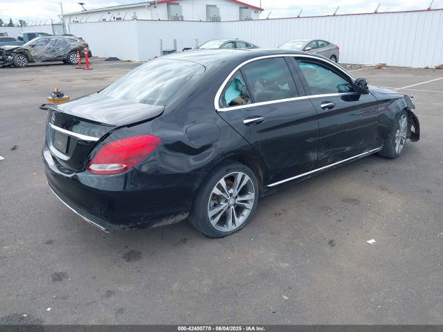 WDDWF4JB6HR233815 Mercedes-Benz C-Class