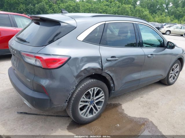 2021 FORD ESCAPE 1FMCU0CZ5MUA69935 Photo 3