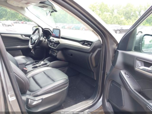 2021 FORD ESCAPE 1FMCU0CZ5MUA69935 Photo 4