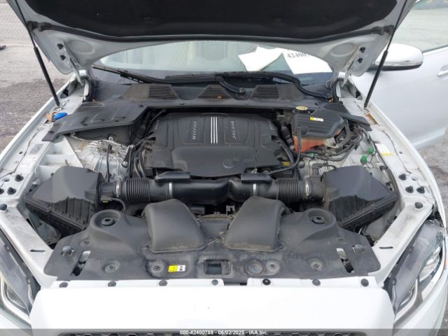 2016 JAGUAR XJ SAJWA2G76G8W00430 Photo 9