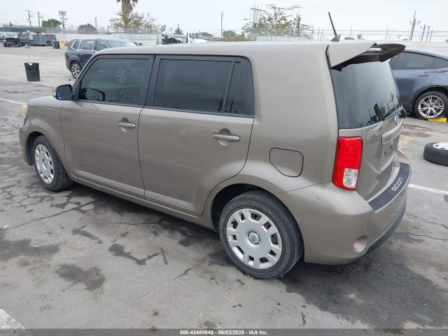 Scion XB 2015 JTLZE4FE8FJ076253 Image 3