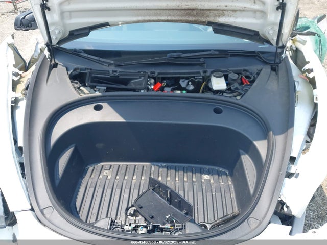 2023 TESLA MODEL 3 5YJ3E1EA2PF554416 Photo 9