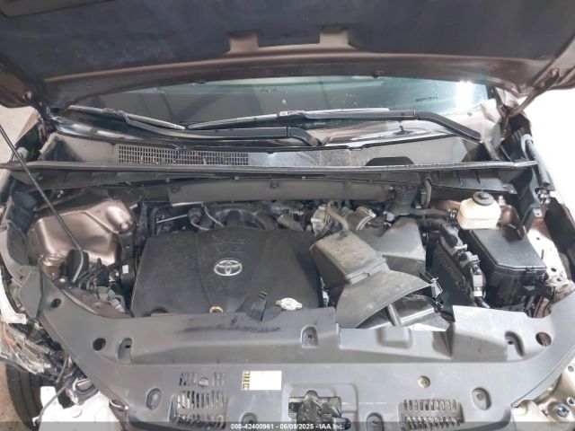 2018 TOYOTA HIGHLANDER 5TDBZRFHXJS879909 Photo 9