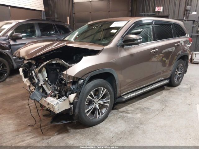 2018 TOYOTA HIGHLANDER 5TDBZRFHXJS879909 Photo 1