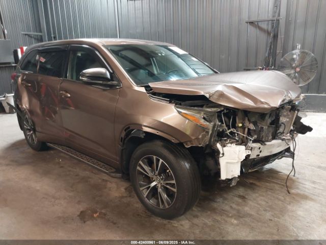2018 TOYOTA HIGHLANDER 5TDBZRFHXJS879909 Photo 5
