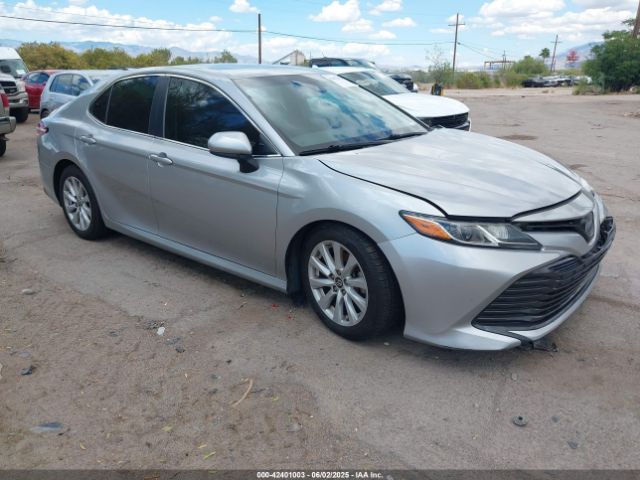 2018 TOYOTA CAMRY 4T1B11HK7JU609402