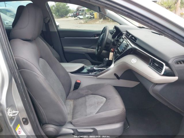 2018 TOYOTA CAMRY 4T1B11HK7JU609402 Photo 4