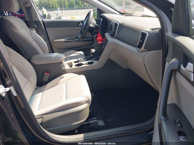 KNDPM3AC2J7463845 KIA Sportage Lx