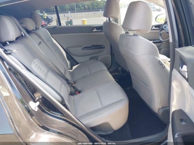 KNDPM3AC2J7463845 KIA Sportage Lx