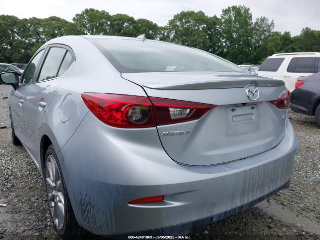2017 MAZDA MAZDA3 3MZBN1W3XHM141696 Photo 2