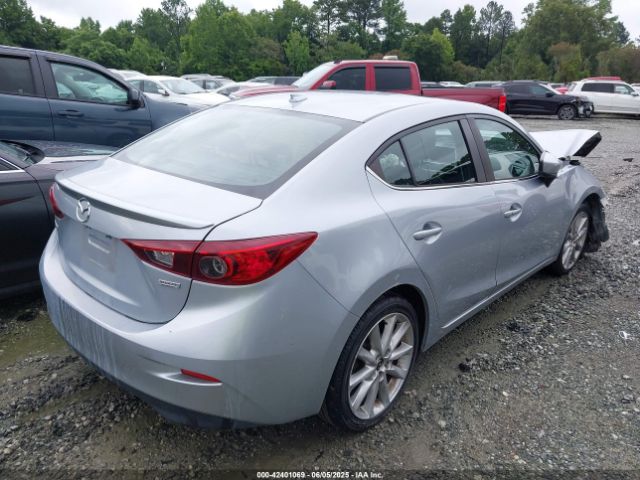 2017 MAZDA MAZDA3 3MZBN1W3XHM141696 Photo 3